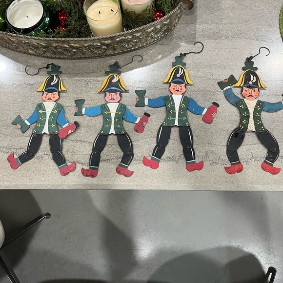 Primitive French Shadowdancer - Picture 2 of 6